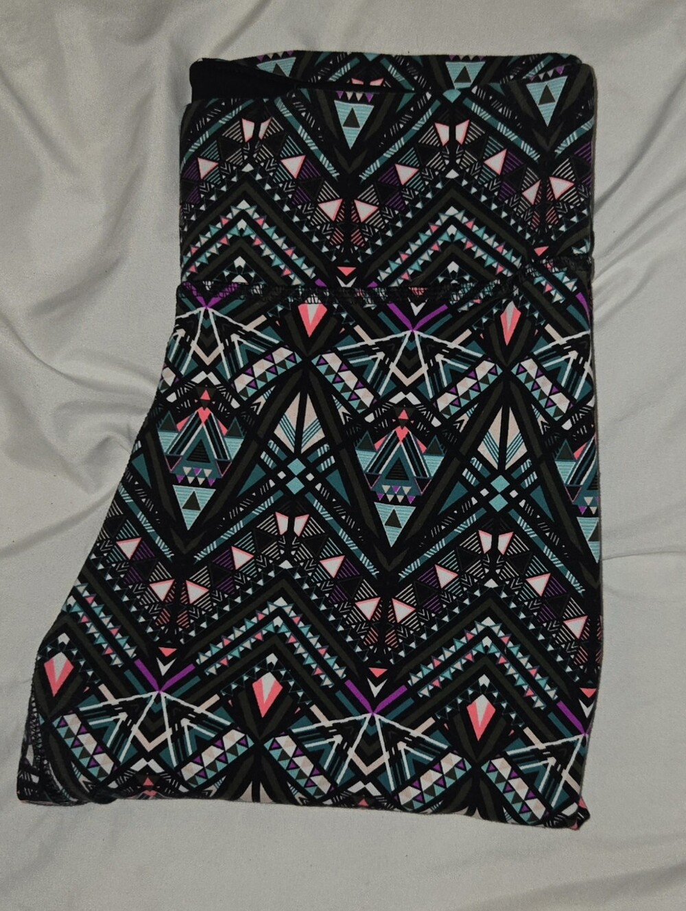 Victoria's Secret Pink Ultimate Aztec Print Leggings Sz S